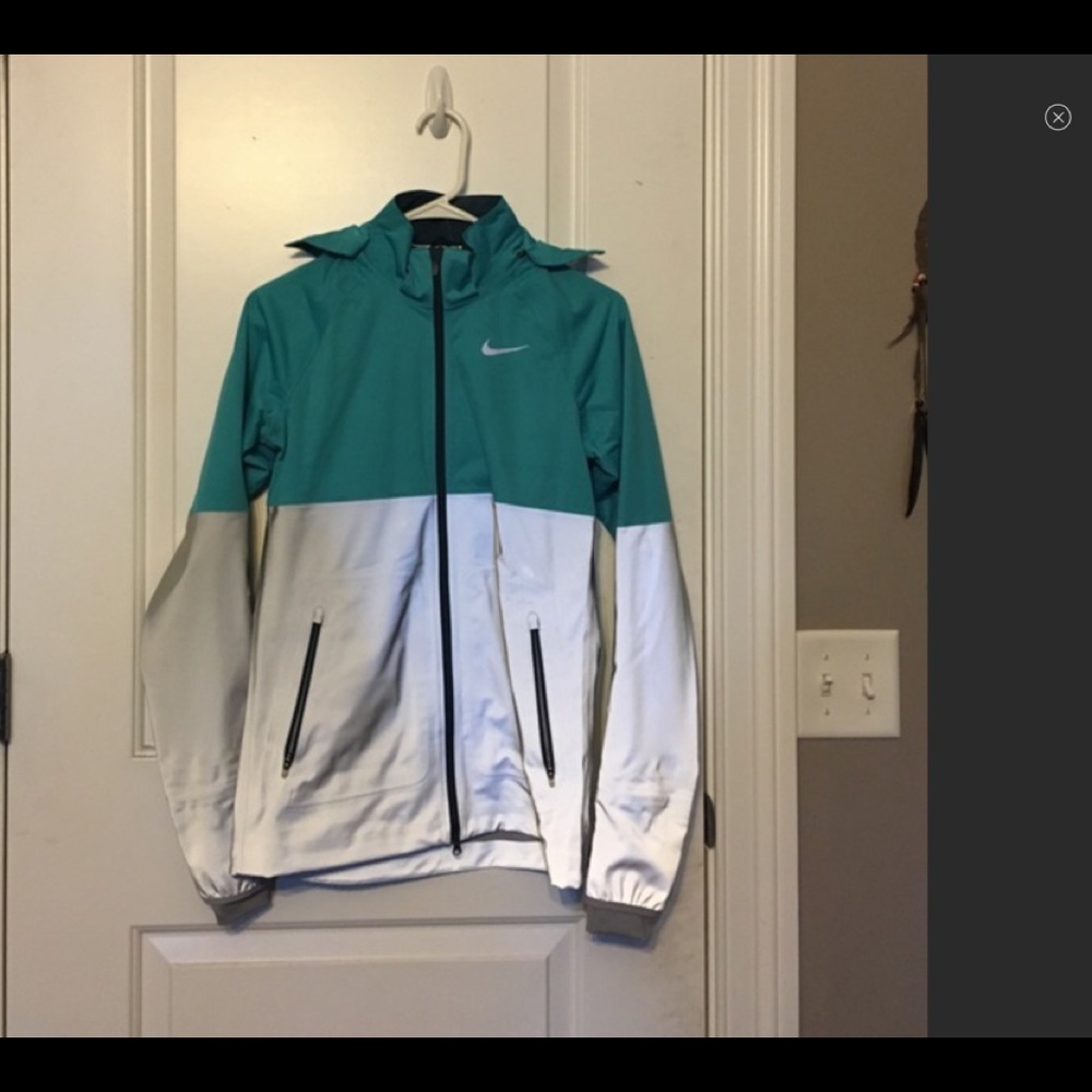 Nike flash reflective jacket